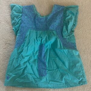 J. Marie flutter sleeve embroidered shirt size Small